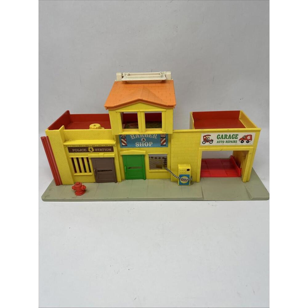 1973 Vintage Fisher Price Little People Play Village Main Street Town ONLY